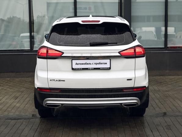 Geely Atlas Pro с пробегом 2022 года, цена 1 975 000 рублей, 64000 км, внедорожник, Автокод Объявления