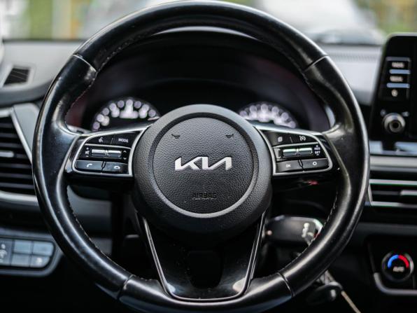 Kia Seltos I с пробегом 2022 года, цена 1 966 000 рублей, 138862 км, внедорожник, Автокод Объявления