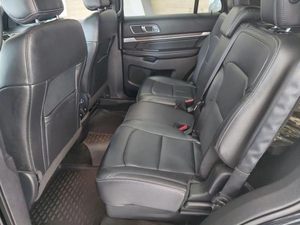Ford Explorer V Рестайлинг с пробегом 2017 года, цена 2 350 000 рублей, 210000 км, внедорожник, Автокод Объявления