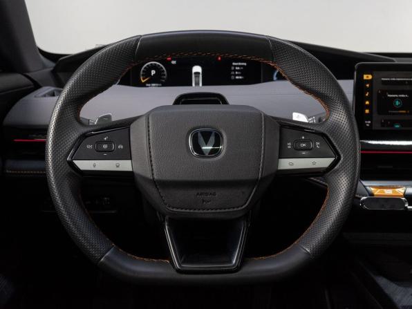 Changan UNI-V I с пробегом 2023 года, цена 2 350 000 рублей, 30782 км, лифтбек, Автокод Объявления