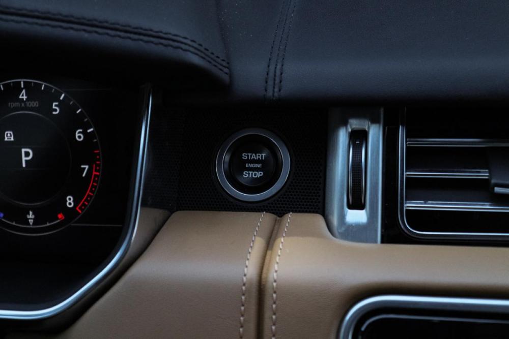 Land Rover Range Rover IV Рестайлинг Москва  - изображение 28