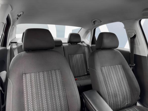 Volkswagen Polo V Рестайлинг с пробегом 2017 года, цена 1 169 900 рублей, 166000 км, седан, Автокод Объявления