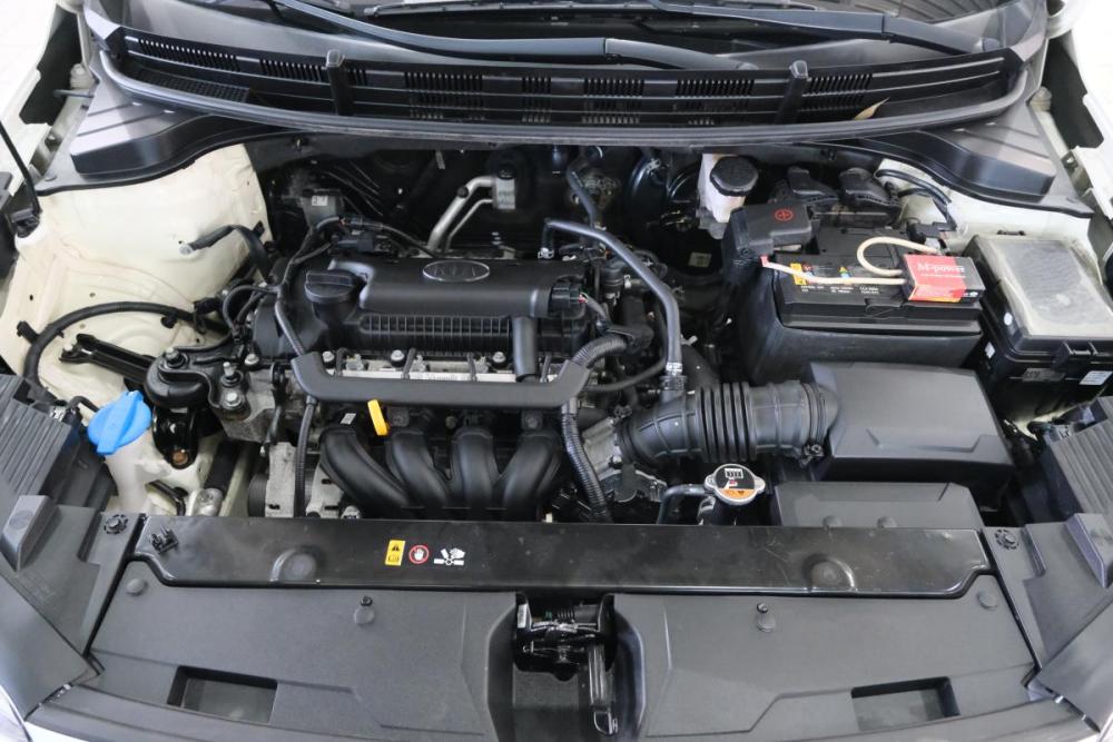 Kia Stonic I Омск  - изображение 25
