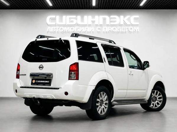 Nissan Pathfinder III Рестайлинг с пробегом 2011 года, цена 1 445 000 рублей, 330000 км, внедорожник, Автокод Объявления