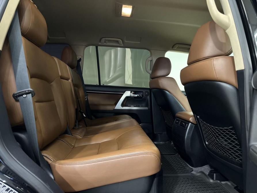 Toyota Land Cruiser 200 Series Рестайлинг 1 Санкт-Петербург  - изображение 13