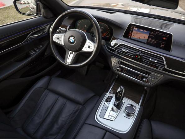 BMW 7 серии VI (G11/G12) Рестайлинг с пробегом 2019 года, цена 5 472 487 рублей, 93275 км, седан, Автокод Объявления