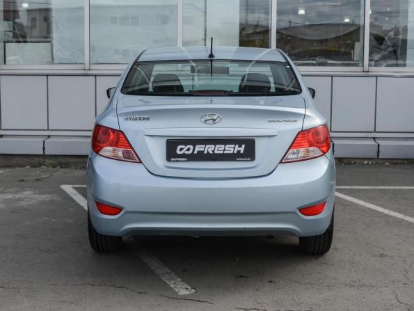 Hyundai Solaris I с пробегом 2014 года, цена 990 000 рублей, 36360 км, седан, Автокод Объявления
