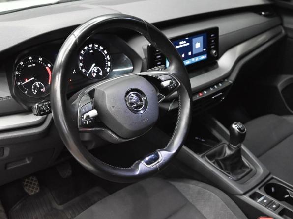 Skoda Octavia IV (A8) с пробегом 2020 года, цена 2 080 000 рублей, 136996 км, лифтбек, Автокод Объявления