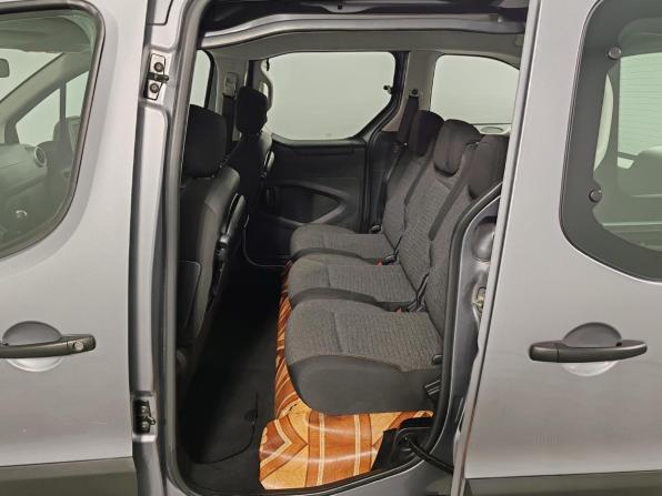 Citroen Berlingo II Рестайлинг 2 с пробегом 2017 года, цена 1 399 000 рублей, 71888 км, компактвэн, Автокод Объявления