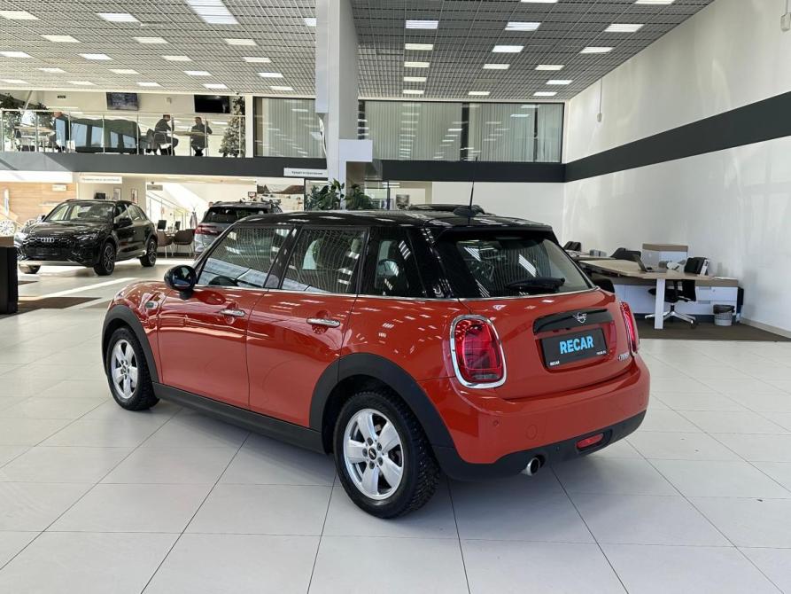 Mini Hatch III (F55/F56) Рестайлинг Санкт-Петербург  - изображение 3