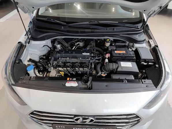 Hyundai Solaris II с пробегом 2018 года, цена 1 310 000 рублей, 132487 км, седан, Автокод Объявления