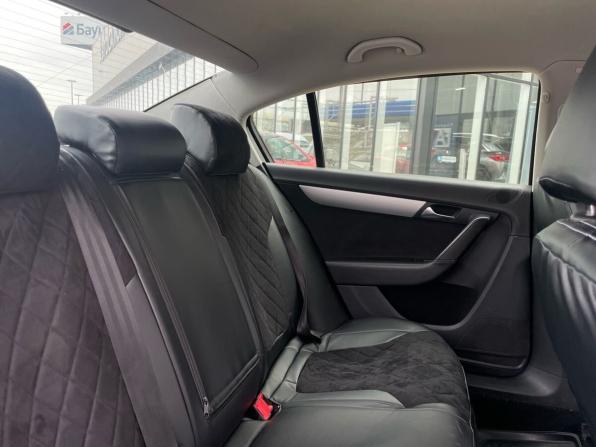 Volkswagen Passat B7 с пробегом 2011 года, цена 815 000 рублей, 202568 км, седан, Автокод Объявления