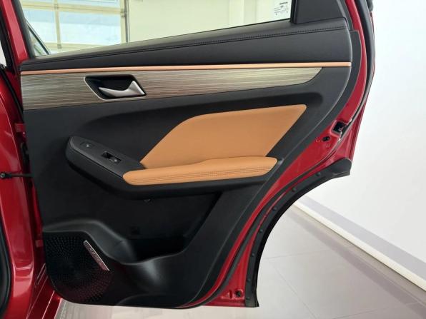 Haval Jolion I с пробегом 2022 года, цена 1 785 000 рублей, 54370 км, внедорожник, Автокод Объявления