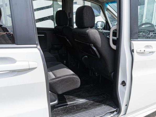 Honda Stepwgn V Рестайлинг с пробегом 2018 года, цена 2 130 000 рублей, 99897 км, минивэн, Автокод Объявления