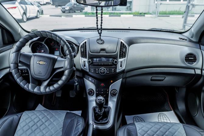 Chevrolet Cruze I Рестайлинг с пробегом 2013 года, цена 575 000 рублей, 202669 км, седан, Автокод Объявления