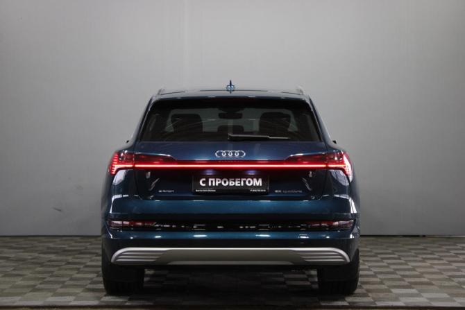 Audi e-tron I с пробегом 2020 года, цена 4 699 000 рублей, 79350 км, внедорожник, Автокод Объявления