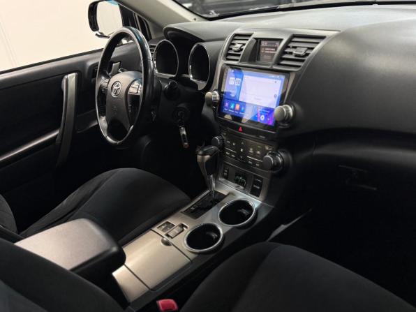 Toyota Highlander II (XU40) Рестайлинг с пробегом 2013 года, цена 1 999 000 рублей, 228793 км, внедорожник, Автокод Объявления