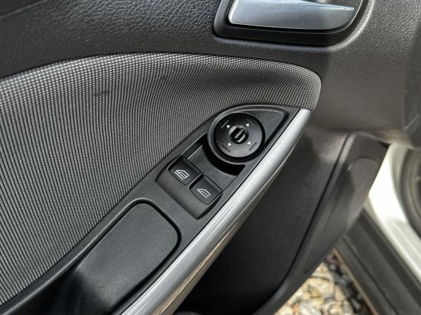 Ford Focus III с пробегом 2011 года, цена 665 000 рублей, 180437 км, хэтчбек, Автокод Объявления