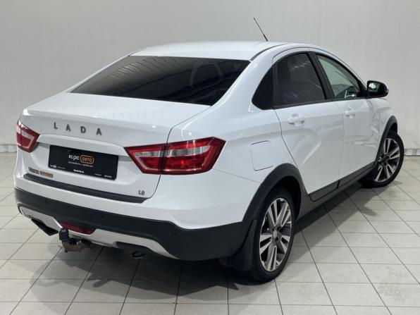 Lada (ВАЗ) Vesta I с пробегом 2018 года, цена 890 300 рублей, 91456 км, седан, Автокод Объявления