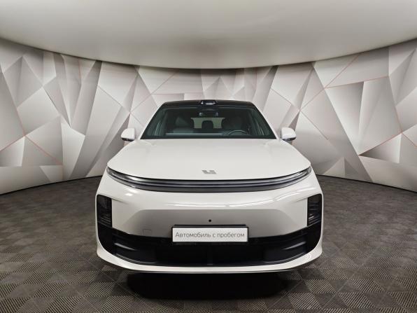 Li Auto (Lixiang) L6 с пробегом 2025 года, цена 5 655 000 рублей, 30700 км, внедорожник, Автокод Объявления
