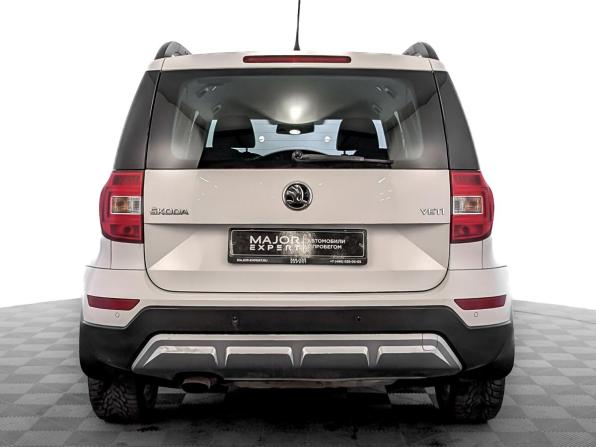 Skoda Yeti I Рестайлинг с пробегом 2015 года, цена 1 275 000 рублей, 112874 км, внедорожник, Автокод Объявления