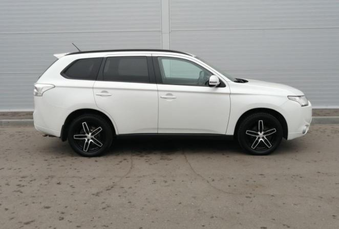 Mitsubishi Outlander III с пробегом 2014 года, цена 1 510 000 рублей, 148940 км, внедорожник, Автокод Объявления