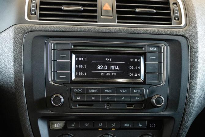 Volkswagen Jetta VI с пробегом 2013 года, цена 1 209 000 рублей, 200949 км, седан, Автокод Объявления
