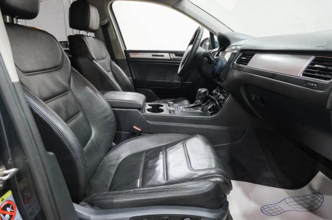 Volkswagen Touareg II с пробегом 2012 года, цена 2 379 000 рублей, 250000 км, внедорожник, Автокод Объявления