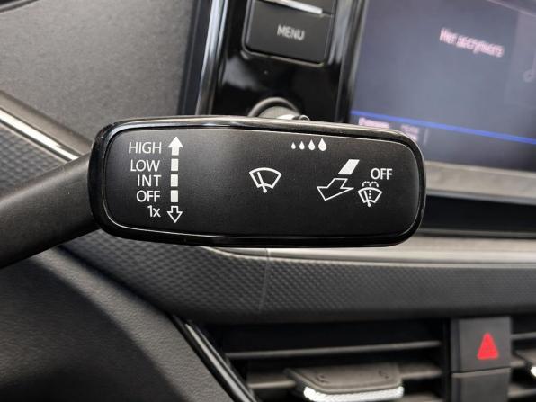 Volkswagen Polo VI с пробегом 2020 года, цена 1 337 000 рублей, 128635 км, лифтбек, Автокод Объявления