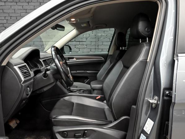 Volkswagen Teramont I с пробегом 2018 года, цена 3 440 000 рублей, 188532 км, внедорожник, Автокод Объявления