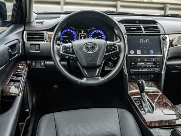 Toyota Camry VII (XV50) Рестайлинг 2 с пробегом 2017 года, цена 2 498 000 рублей, 72592 км, седан, Автокод Объявления