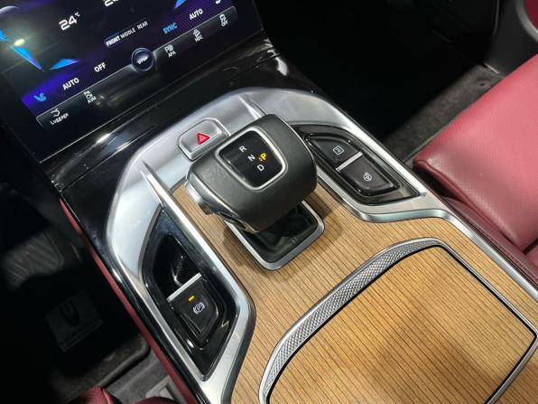 Hongqi E-HS9 с пробегом 2021 года, цена 4 650 000 рублей, 62271 км, внедорожник, Автокод Объявления