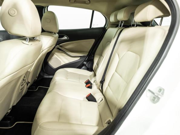 Mercedes-Benz GLA I (X156) с пробегом 2015 года, цена 1 889 585 рублей, 145000 км, внедорожник, Автокод Объявления