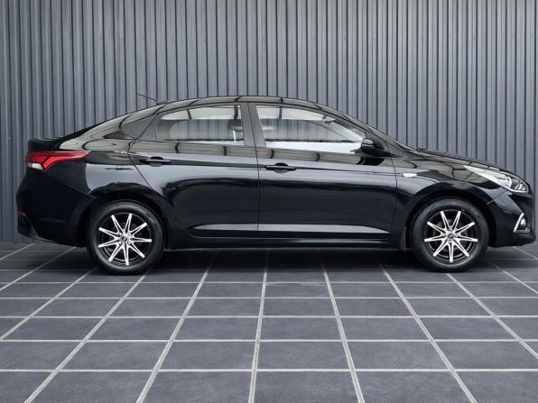 Hyundai Solaris II с пробегом 2017 года, цена 1 217 000 рублей, 85917 км, седан, Автокод Объявления