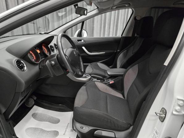 Peugeot 308 I Рестайлинг с пробегом 2012 года, цена 549 000 рублей, 111000 км, хэтчбек, Автокод Объявления