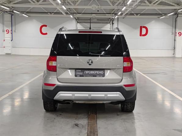 Skoda Yeti I Рестайлинг с пробегом 2016 года, цена 1 240 000 рублей, 163046 км, внедорожник, Автокод Объявления