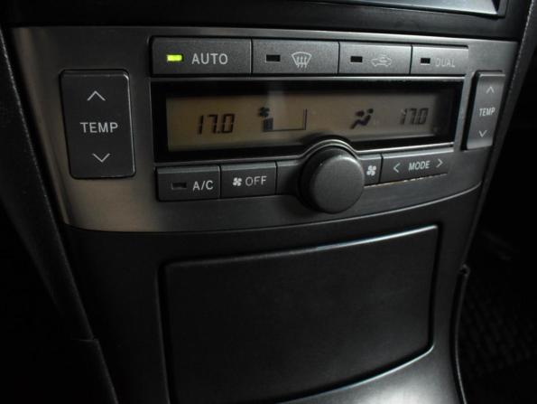 Toyota Avensis II с пробегом 2003 года, цена 598 000 рублей, 323263 км, седан, Автокод Объявления