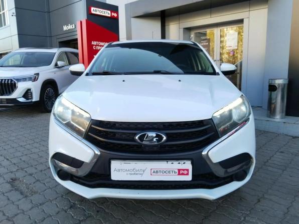 Lada (ВАЗ) XRAY I с пробегом 2017 года, цена 644 607 рублей, 135800 км, хэтчбек, Автокод Объявления