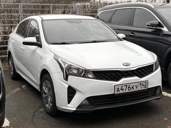 Kia Rio IV Рестайлинг с пробегом 2020 года, цена 1 499 000 рублей, 83000 км, седан, Автокод Объявления