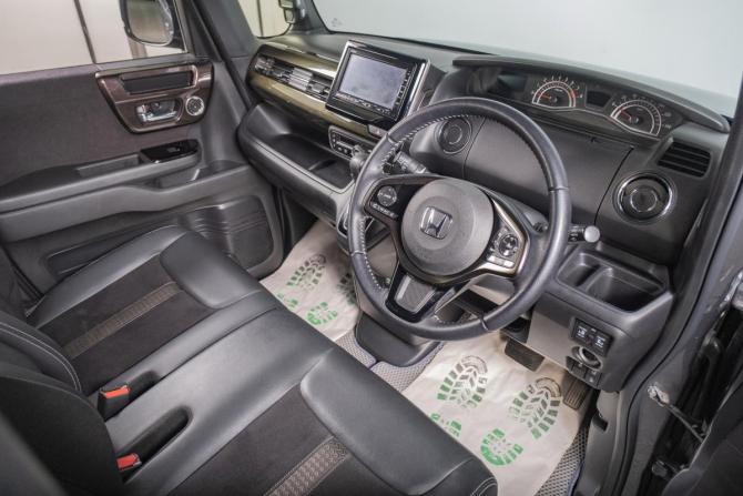 Honda N-BOX II с пробегом 2019 года, цена 999 000 рублей, 106000 км, микровэн, Автокод Объявления