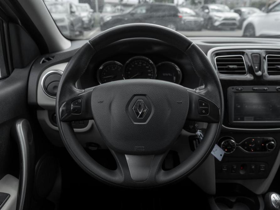 Renault Logan II Москва  - изображение 10