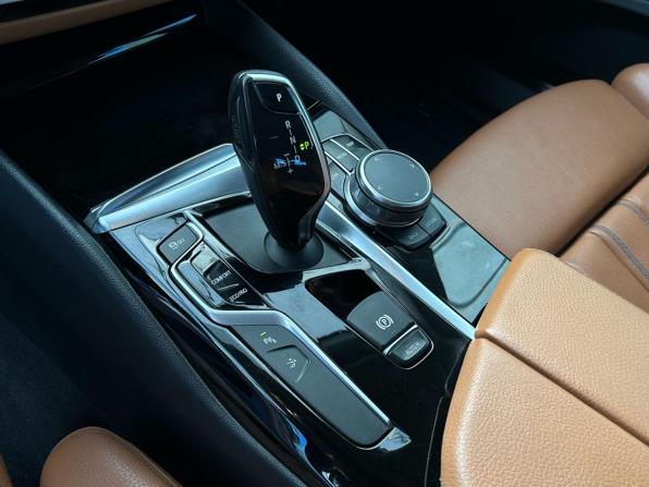 BMW 6 серии IV (G32) с пробегом 2018 года, цена 3 600 000 рублей, 220851 км, лифтбек, Автокод Объявления