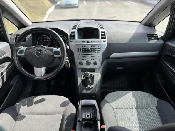 Opel Zafira B Рестайлинг с пробегом 2012 года, цена 670 000 рублей, 242000 км, минивэн, Автокод Объявления