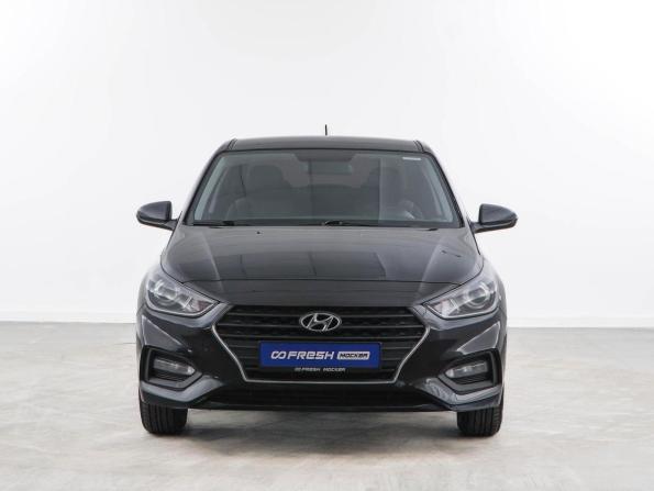 Hyundai Solaris II с пробегом 2018 года, цена 1 297 444 рубля, 89876 км, седан, Автокод Объявления