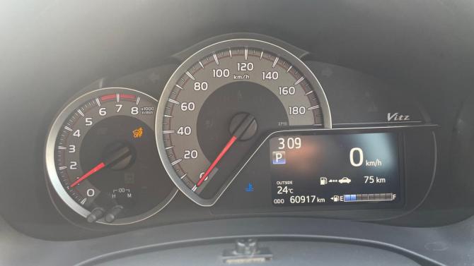 Toyota Vitz III (XP130) Рестайлинг 2 с пробегом 2019 года, цена 1 100 000 рублей, 60916 км, хэтчбек, Автокод Объявления