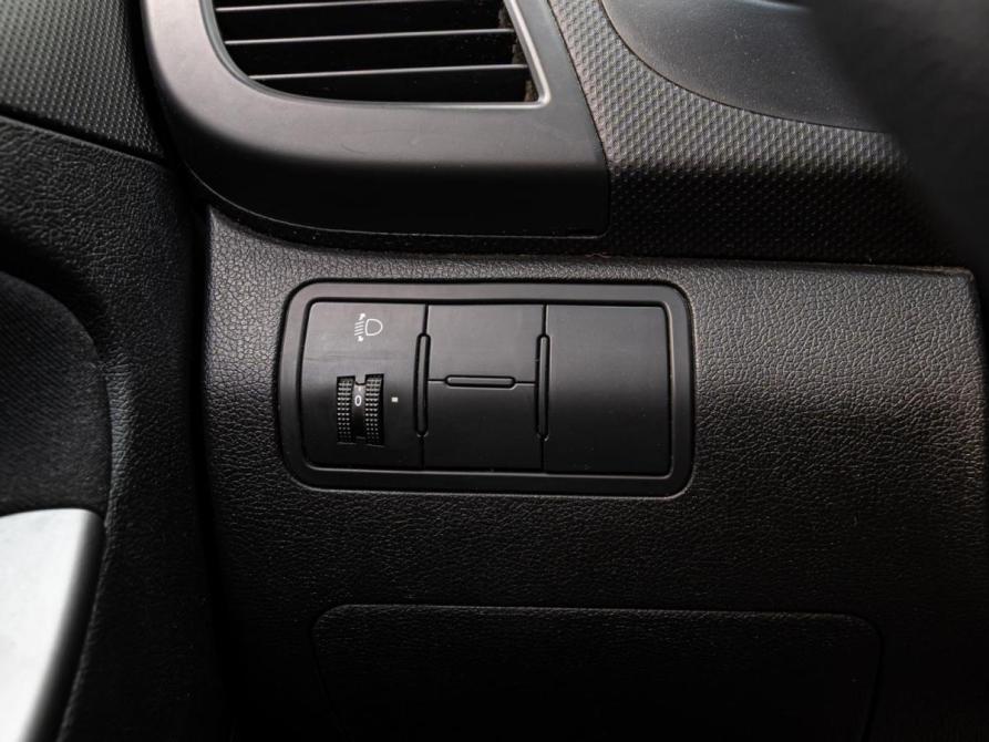 Hyundai Solaris I Рестайлинг Краснодар  - изображение 19
