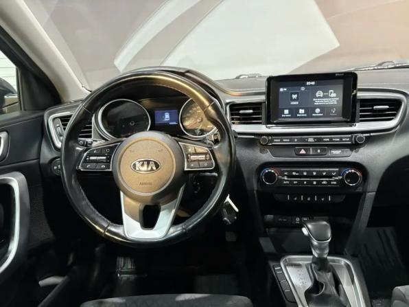 Kia Ceed III с пробегом 2018 года, цена 1 565 000 рублей, 109285 км, хэтчбек, Автокод Объявления