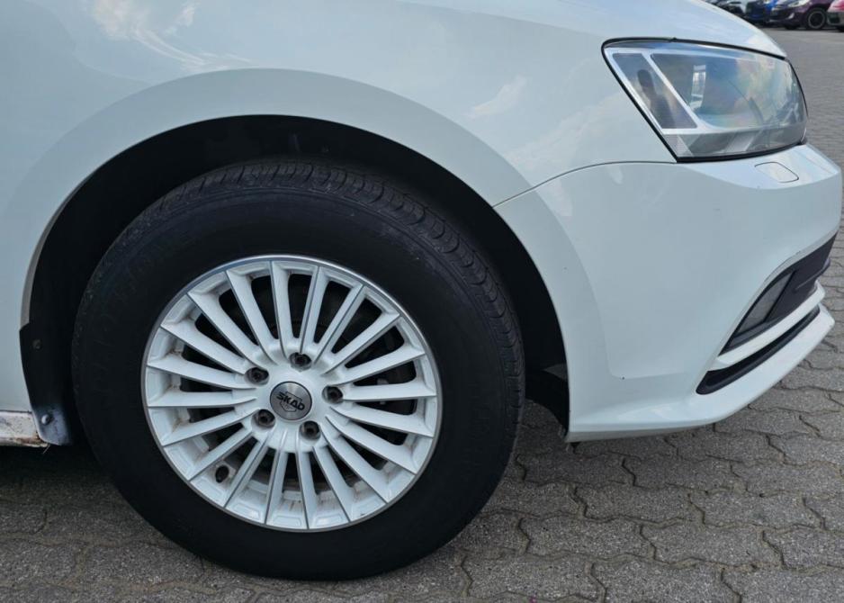 Volkswagen Jetta VI Рестайлинг Череповец  - изображение 5