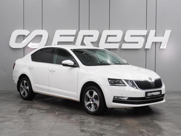 Skoda Octavia III (A7) Рестайлинг с пробегом 2018 года, цена 1 959 000 рублей, 171123 км, лифтбек, Автокод Объявления