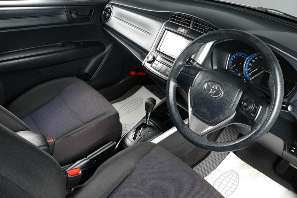 Toyota Corolla XI (E160 E170) Рестайлинг 2 Тюмень  - изображение 8